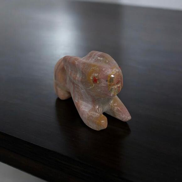 Zuni Fetish Carving Stone Rabbit Bunny Figurine Red Eyes Native Spirit Animal - Picture 5 of 6